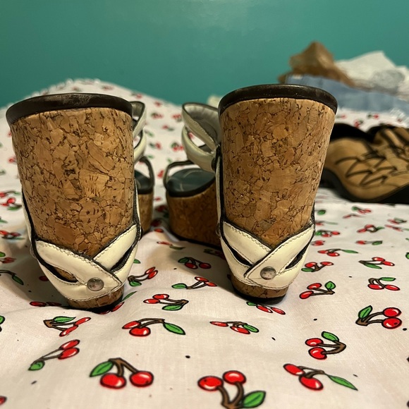 Cole Haan dressy sandals.  4 1/4 inch heels.  Size 9 B.  Very good condition. - Picture 4 of 5